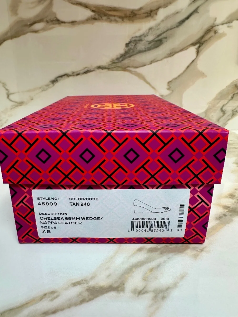 Tory Burch Chelsea Wedge Tan size 7.5